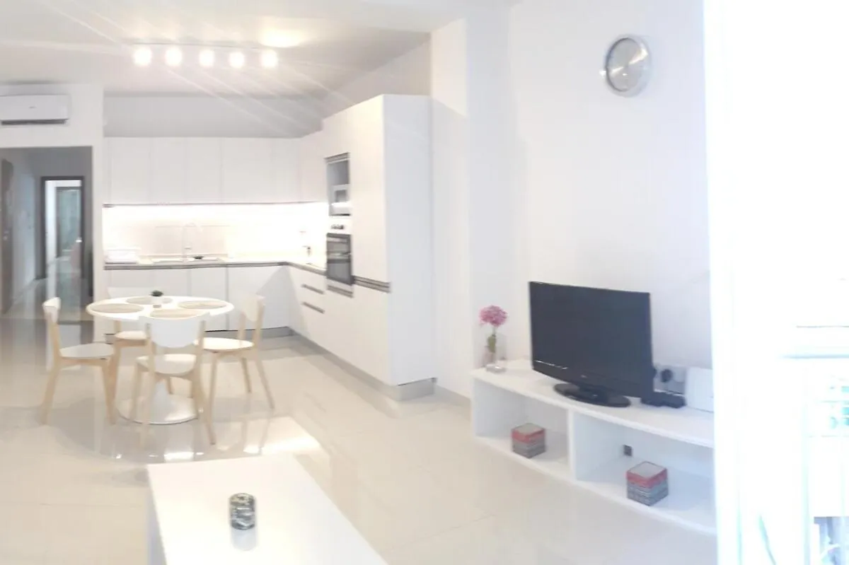 Sliema Ferries Apartment