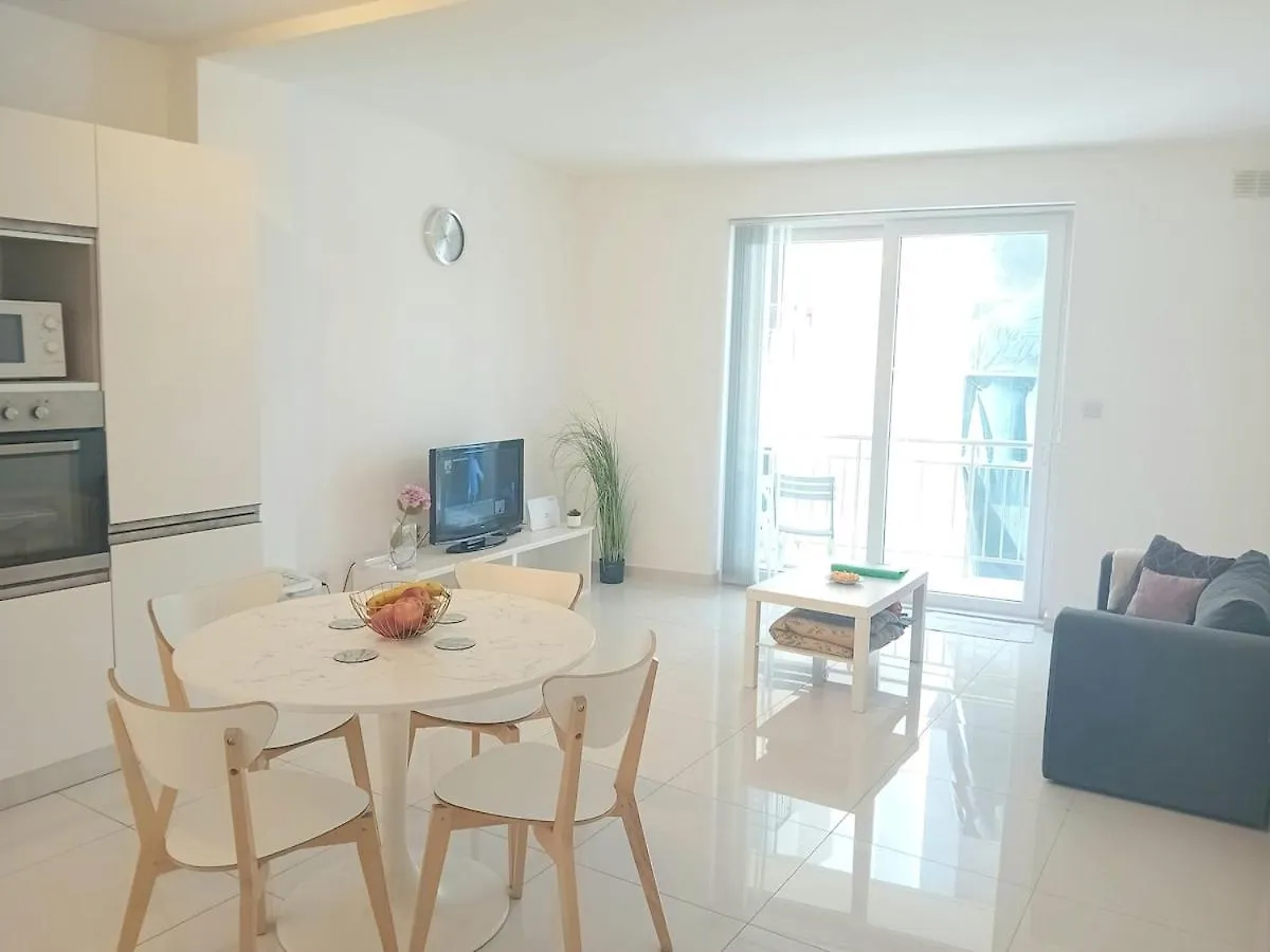Sliema Ferries Apartment